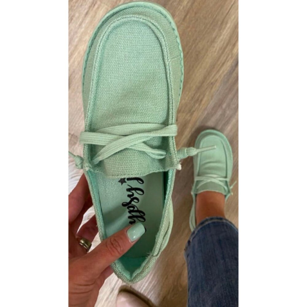 Final Pair π₯ Gypsy Jazz Very J Match Me Slip-On Shoes in Mint Size 6 - Picture 1 of 2